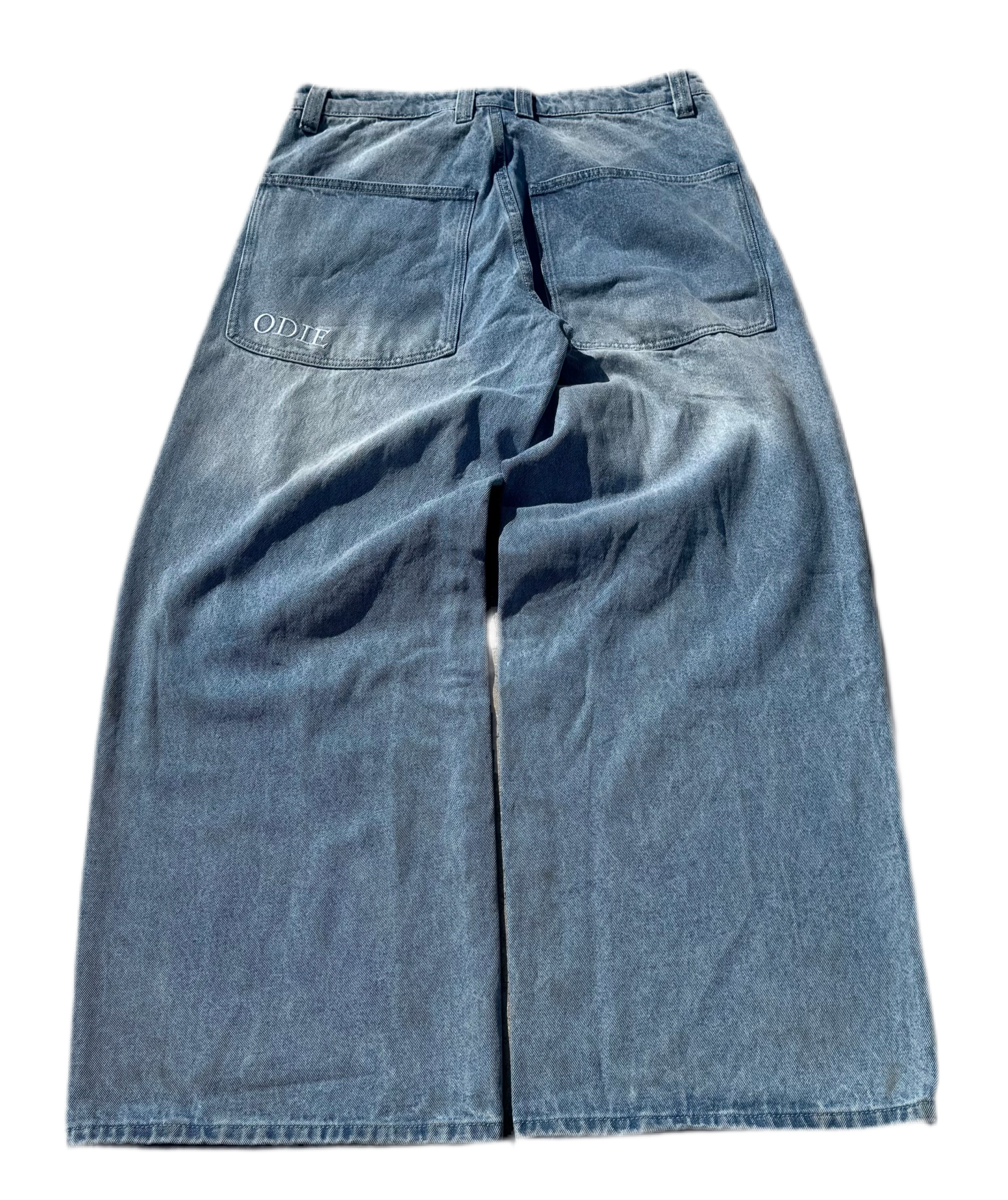 BAGGY BLUE JEANS